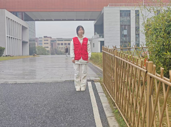 机械工程系李枝莲获评系部“优秀团干” 以青春担当书写团干使命