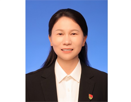 党委副书记—邓翠英